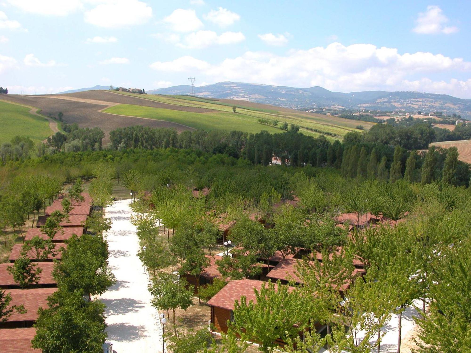 Centro Vacanze Verde Azzurro Cingoli Exterior photo