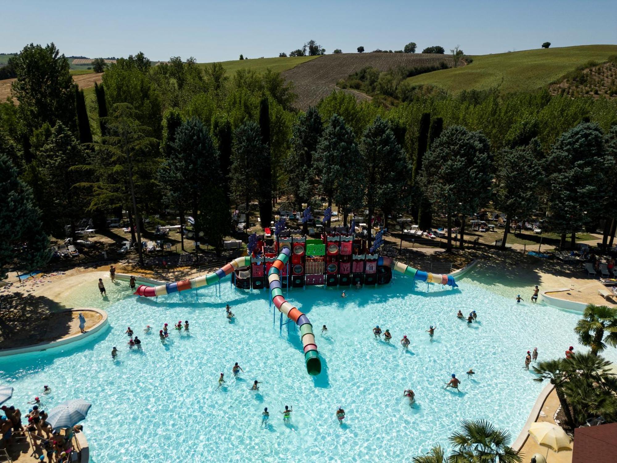 Centro Vacanze Verde Azzurro Cingoli Exterior photo