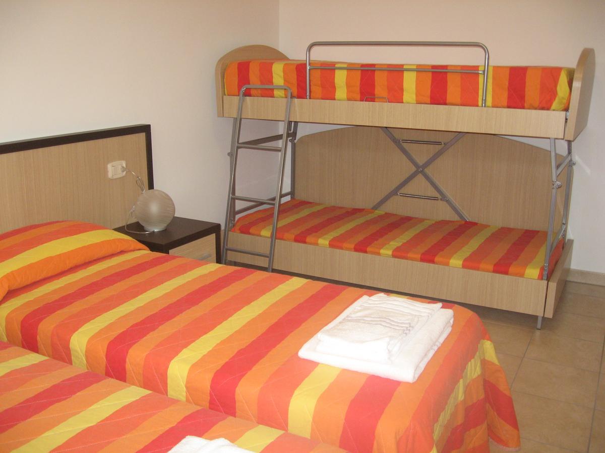 Centro Vacanze Verde Azzurro Cingoli Exterior photo